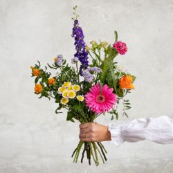Vild multifarvet buket