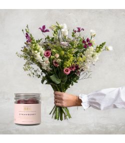Vild blomsterbuket med chokoladeovertrukne vingummier